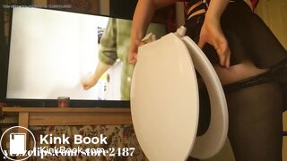 PAWG DANCES AND SHITS - GIRLS POOP TOO BC