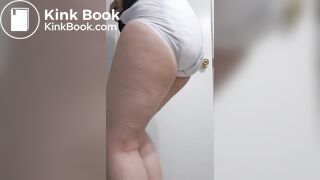 Rare girl fills her diaper whit a enema