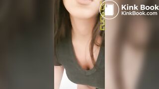 French Godess shitting