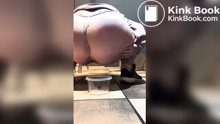 TDH helps her pebbles to come off with her finger