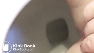 Sexy girl pooping - video 41