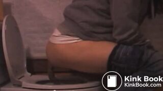 Milf pooping - video 19