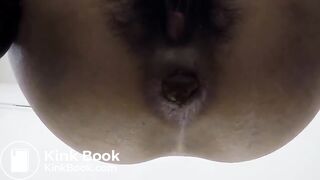 Japanese woman's toilet scene - video 104