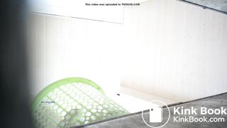 spy camera asian girl pee and shit.video_901