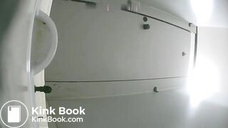 spy camera asian girl pee and shit.video_894