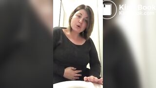 Milf pooping on toilet - video 3