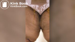 ❤️SEXY SSBBW UPSET STOMACH POOPS❤️