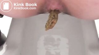 Japanese woman's toilet scene - video 44