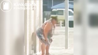 Cagando en la calle - video 2