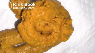 This beauti ebony scat