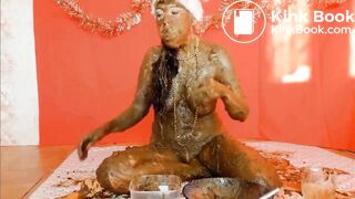 AWESOME SCAT SMEARING MAIDEN