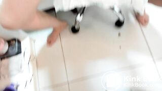 DIARRHEA HORNY DILDO