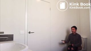 Fake toilet couple prank