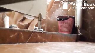 spy camera asian girl pee and shit.video_920