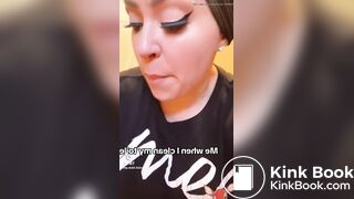 Girls pooping on toilet - video 33