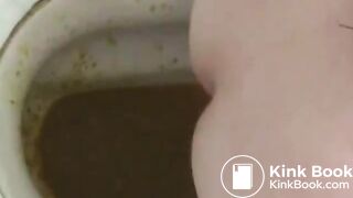 Japanese woman's toilet scene - video 51