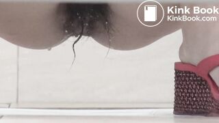 spy camera asian girl pee and shit.video_735