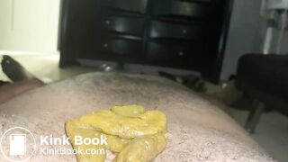 Big booty ebony shitting big load on chest