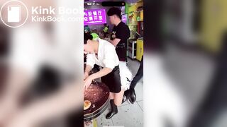 美女直播肚子疼