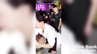 美女直播肚子疼