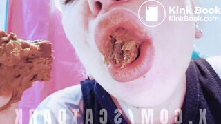 Shit out and chewing @scatdark