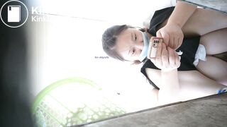 spy camera asian girl pee and shit.video_905
