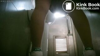 spy camera asian girl pee and shit.video_805