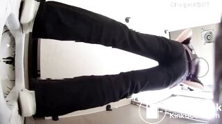 spy camera asian girl pee and shit.video_794