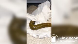 Japanese Twitter Girl Shitting "S" 2