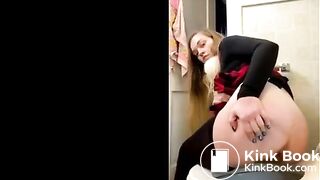 Girl lets us watch her go pooping