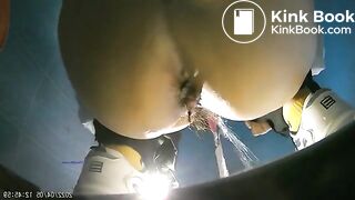 spy camera asian girl pee and shit.video_754