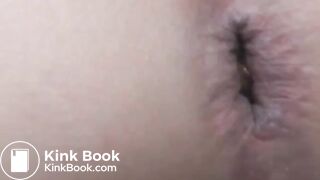 girl poop on boyfriends hand