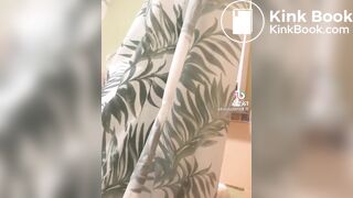 Girlfriend pooping with boyfriend on bathtub