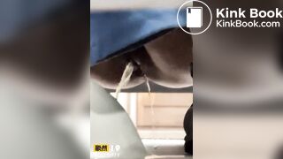 spy camera asian girl pee and shit.video_716