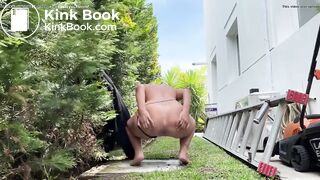 Hot girl shitting outside - video 5