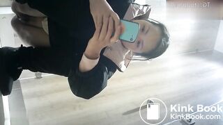 spy camera asian girl pee and shit.video_791