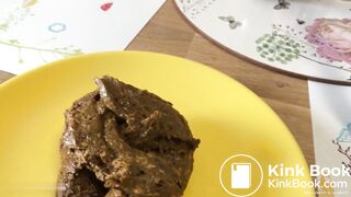 Hot girl shitting on plate - video 20