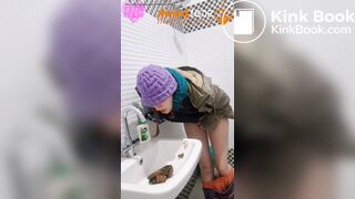 Naughty Ashram Sink Shit Cum - video 2