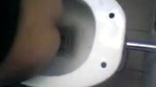 Girl pooping on public toilet - video 8