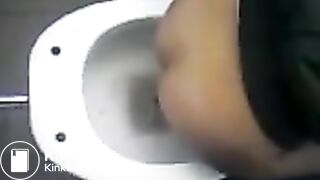 Girl pooping on public toilet - video 8