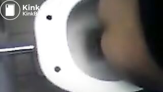 Girl pooping on public toilet - video 8