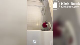 Big ass ebony tub shit
