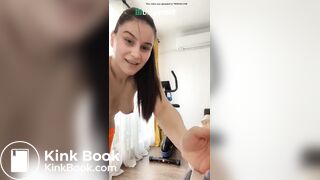 Woman sexy that do the pooping on the floor