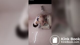 女孩有点拉稀