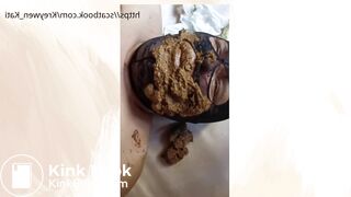 Movie trailer Eating shit !