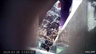 spy camera asian girl pee and shit.video_486