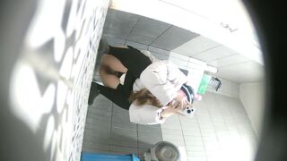 spy camera asian girl pee and shit.video_480
