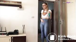 Drunk girl leggings poop