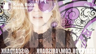 @scatdark chewing shit