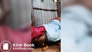 ebony eat scat